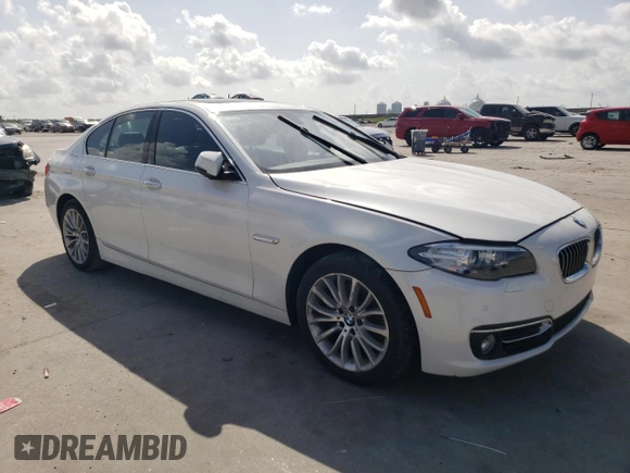 2016 BMW 5 Series 528i z VIN WBA5A5C57GD525550, wystawiony jako Copart lot #60000485 z przebiegiem 90 851 mil mil oraz Czysty tytuł • Clean title. Historia ofert i sprzedaży dostępna na DreamBid. Obrazek 4.