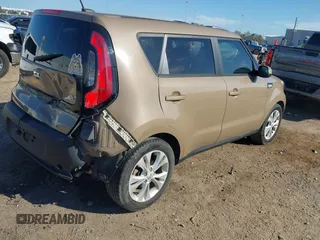 2015 Kia Soul + with VIN KNDJP3A53F7232765, listed as a IAAI auction lot 41670533 with 54,637 mi miles. Bid and sale history available at carsss.com. Image 4.
