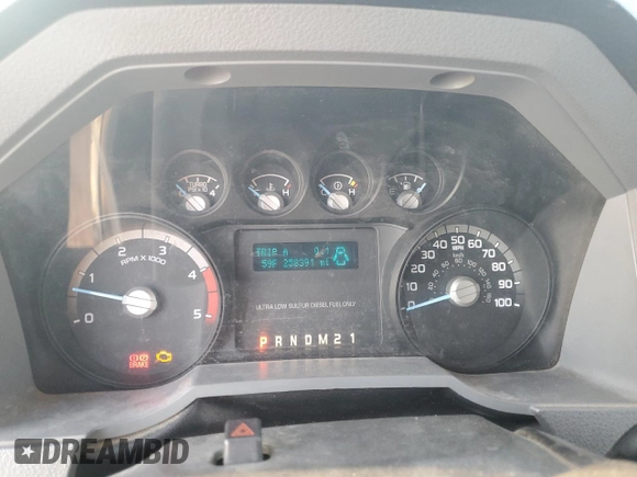 2014 Ford F-350 XL with VIN 1FT8X3BT7EEA61279, listed as a Copart auction lot 43035235 with 258,391 mi miles and Clean title. Bid and sale history available at DreamBid. Image 9.