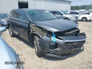 2020 Hyundai Santa Fe SE with VIN 5NMS2CAD5LH143603, listed as a Copart auction lot 60643405 with 18,877 mi miles and Salvage title. Bid and sale history available at DreamBid. Image 4.