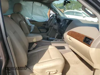 2015 Nissan Armada Platinum z VIN 5N1BA0NF1FN608684, wystawiony jako Copart lot #49003675 z przebiegiem 150 236 mil mil oraz Szkoda całkowita • Salvage title. Historia ofert i sprzedaży dostępna na DreamBid. Obrazek 7.