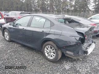2025 Toyota Camry LE z VIN 4T1DBADK8SU516255, wystawiony jako IAAI lot #41847062 z przebiegiem 4 534 mil mil oraz . Historia ofert i sprzedaży dostępna na DreamBid. Obrazek 3.
