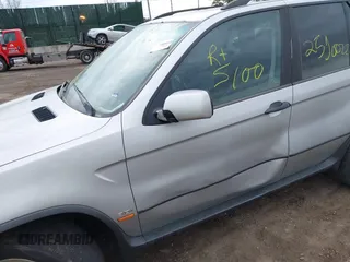 2001 BMW X5 3.0i with VIN WBAFA53571LM67411, listed as a IAAI auction lot 41727600 with 999,999 mi miles. Bid and sale history available at carsss.com. Image 6.