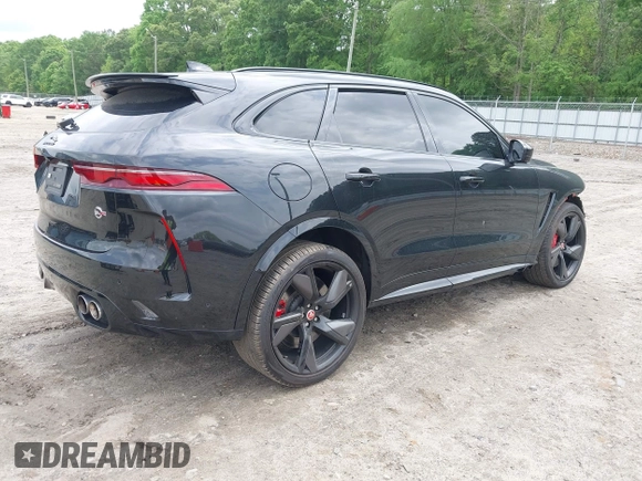 2022 Jaguar F-Pace SVR z VIN SADCZ2EE0NA702862, wystawiony jako IAAI lot #42129192 z przebiegiem 20 580 mil mil oraz . Historia ofert i sprzedaży dostępna na DreamBid. Obrazek 4.