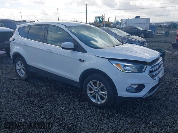 2017 Ford Escape SE with VIN 1FMCU9G97HUE98112, listed as a IAAI auction lot 41681438 with 71,837 mi miles. Bid and sale history available at carsss.com. Image 1.