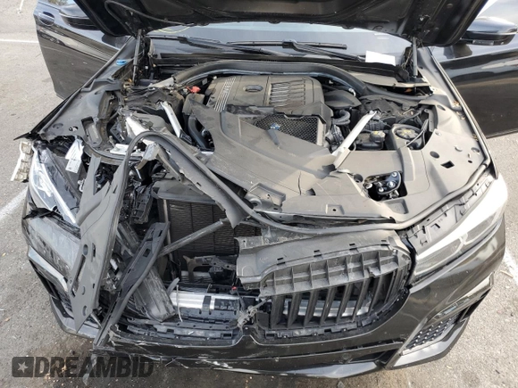 2021 BMW 7 Series 740i with VIN WBA7T2C01MCF51202, listed as a Copart auction lot 84522934 with Not provided miles and Salvage title. Bid and sale history available at DreamBid. Image 11.