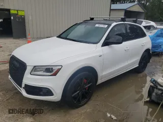 2016 Audi SQ5 Premium Plus with VIN WA1CCAFP6GA118759, listed as a Copart auction lot 71631734 with 70,583 mi miles and Salvage Title. Bid and sale history available at carsss.com. Image 1.