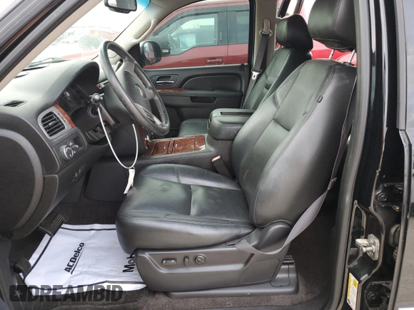 2013 Chevrolet Suburban LTZ with VIN 1GNSCKE07DR363506, listed as a Copart auction lot 75138994 with 83,532 mi miles and Non Repairable. Bid and sale history available at carsss.com. Image 7.