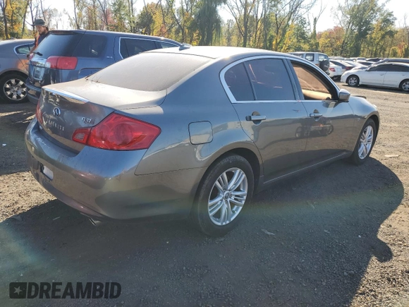 2015 Infiniti Q40 with VIN JN1CV6AR5FM522318, listed as a Copart auction lot 42323984 with 70,348 mi miles and Non Repairable. Bid and sale history available at carsss.com. Image 3.