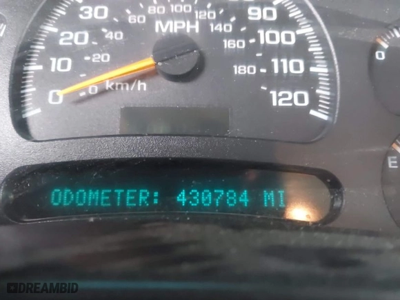 2005 Chevrolet Avalanche LS with VIN 3GNEC12Z05G163675, listed as a IAAI auction lot 41461801 with 430,784 mi miles. Bid and sale history available at carsss.com. Image 15.