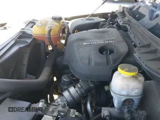 2018 Ram 1500 Laramie with VIN 1C6RR7NM5JS338590, listed as a IAAI auction lot 42922478 with 91,939 mi miles and . Bid and sale history available at DreamBid. Image 19.