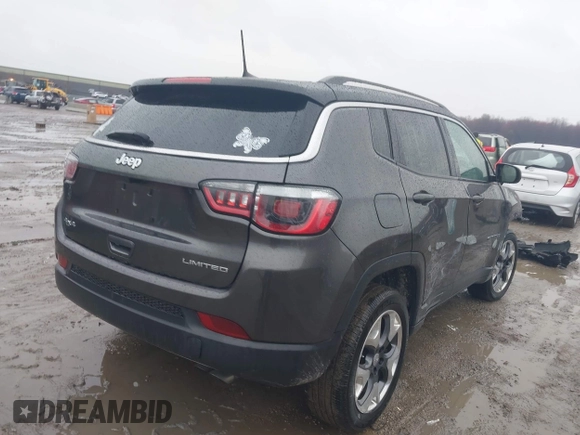 2018 Jeep Compass Limited with VIN 3C4NJDCB6JT201543, listed as a IAAI auction lot 42005502 with 1 mi miles. Bid and sale history available at carsss.com. Image 4.