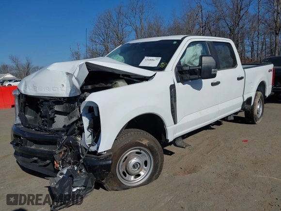 2023 Ford F-250 XL with VIN 1FT7W2BA9PEC16943, listed as a IAAI auction lot 41688677 with 7,668 mi miles and . Bid and sale history available at DreamBid. Image 17.