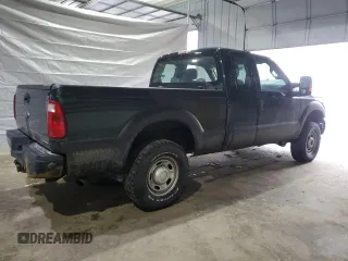 2015 Ford Super Duty F-250 SRW XLT with VIN 1FT7X2B68FED30455, listed as a Copart auction lot 48952315 with 179,081 mi miles and Salvage Title. Bid and sale history available at carsss.com. Image 3.