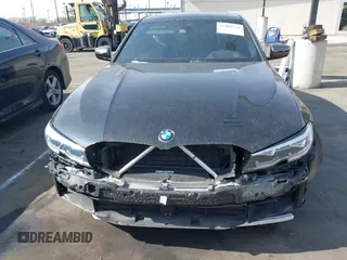 2020 BMW 3 Series M340i with VIN 3MW5U7J04L8B38598, listed as a IAAI auction lot 41406716 with 42,120 mi miles and . Bid and sale history available at DreamBid. Image 13.