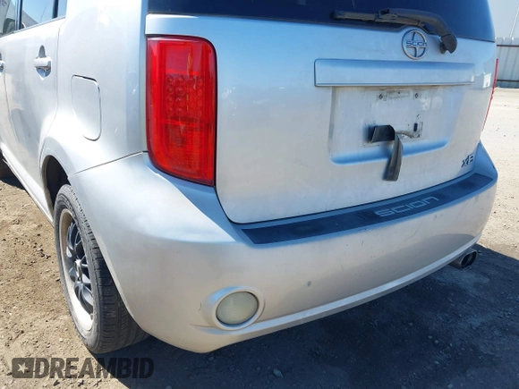 2008 Scion xB z VIN JTLKE50E981039702, wystawiony jako IAAI lot #42227040 z przebiegiem 261 144 mil mil oraz . Historia ofert i sprzedaży dostępna na DreamBid. Obrazek 14.