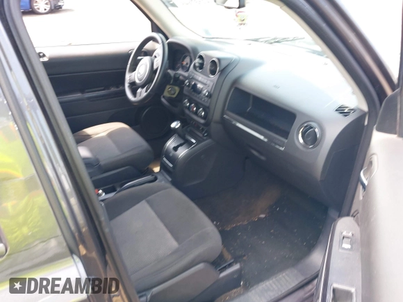 2016 Jeep Patriot High Altitude with VIN 1C4NJRFB4GD772536, listed as a IAAI auction lot 42637649 with 72,327 mi miles and . Bid and sale history available at DreamBid. Image 5.