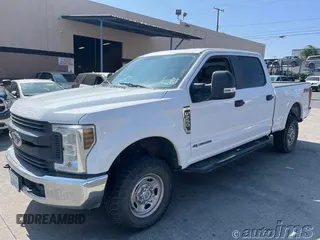 2019 Ford F-250 XL with VIN 1FT7W2BT2KEC69140, listed as a IAAI auction lot 42694306 with 50,655 mi miles and . Bid and sale history available at DreamBid. Image 17.