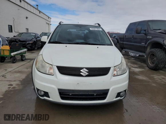 2009 Suzuki SX4 Touring AWD with VIN JS2YB417496200458, listed as a Copart auction lot 45991455 with 91,913 mi miles and Salvage Title. Bid and sale history available at DreamBid. Image 5.