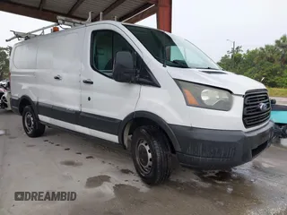 2015 Ford Transit Cargo z VIN 1FTNR1ZMXFKA45161, wystawiony jako IAAI lot #42181449 z przebiegiem 130 096 mil mil oraz . Historia ofert i sprzedaży dostępna na DreamBid. Obrazek 1.