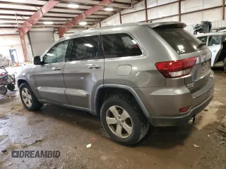 2012 Jeep Grand Cherokee Laredo with VIN 1C4RJFAT0CC226624, listed as a Copart auction lot 77114564 with 178,659 mi miles and Clean Title. Bid and sale history available at carsss.com. Image 2.