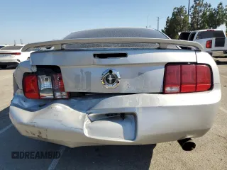 2005 Ford Mustang Deluxe with VIN 1ZVFT80N955168643, listed as a Copart auction lot 62854705 with 132,806 mi miles and Salvage title. Bid and sale history available at DreamBid. Image 6.