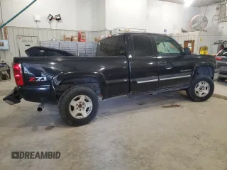 2003 Chevrolet Silverado 1500 LT with VIN 2GCEK19TX31388480, listed as a Copart auction lot 49710535 with 263,661 mi miles and Salvage Title. Bid and sale history available at carsss.com. Image 3.