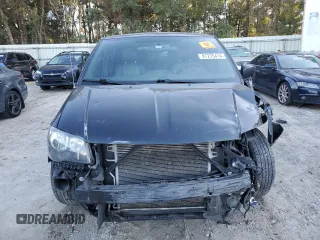 2015 Chrysler Town & Country S with VIN 2C4RC1HG5FR627653, listed as a Copart auction lot 87235414 with 103,684 mi miles and Salvage Title. Bid and sale history available at DreamBid. Image 5.