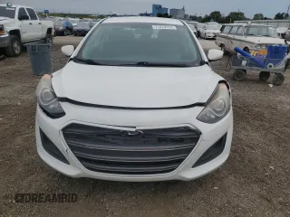 2016 Hyundai Elantra GT with VIN KMHD35LH2GU309166, listed as a Copart auction lot 71470514 with 132,635 mi miles and Salvage Title. Bid and sale history available at carsss.com. Image 5.