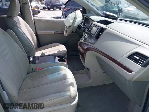 2014 Toyota Sienna Limited with VIN 5TDDK3DC2ES085302, listed as a IAAI auction lot 39560374 with 117,786 mi miles and . Bid and sale history available at DreamBid. Image 5.
