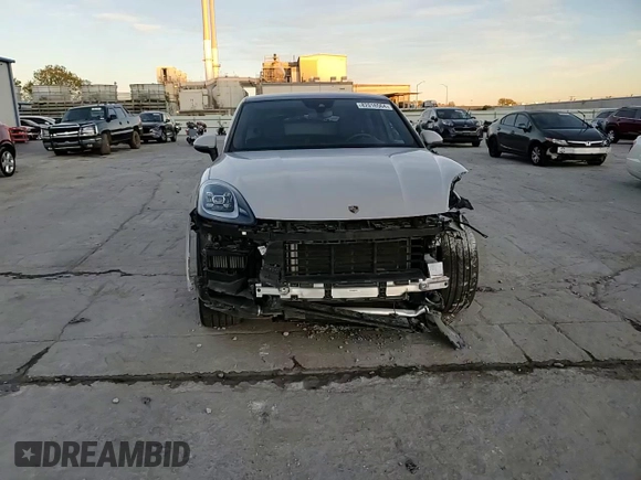 2023 Porsche Cayenne with VIN WP1BA2AY2PDA26543, listed as a Copart auction lot 82016564 with 23,191 mi miles and Salvage title. Bid and sale history available at DreamBid. Image 11.