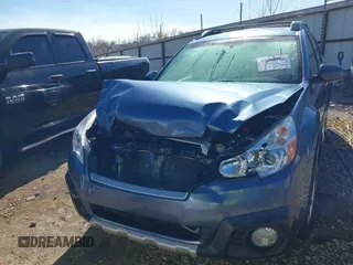 2014 Subaru Outback 2.5i Limited with VIN 4S4BRCNC3E3238624, listed as a IAAI auction lot 41692100 with 128,759 mi miles. Bid and sale history available at carsss.com. Image 6.
