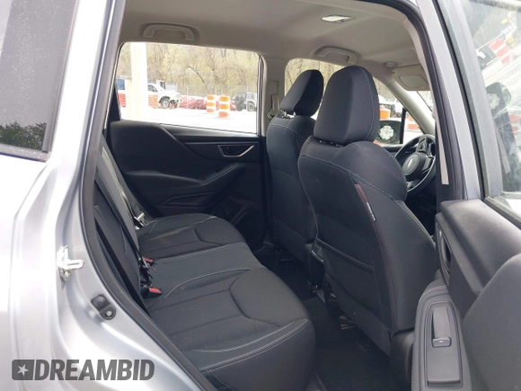 2019 Subaru Forester with VIN JF2SKACC9KH466823, listed as a IAAI auction lot 41948203 with 34,743 mi miles. Bid and sale history available at carsss.com. Image 8.