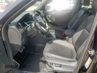 2024 Volkswagen Tiguan SE R-Line Black z VIN 3VVCB7AX8RM156729, wystawiony jako Copart lot #57147405 z przebiegiem 6 390 mil mil oraz Szkoda całkowita • Salvage title. Historia ofert i sprzedaży dostępna na DreamBid. Obrazek 7.
