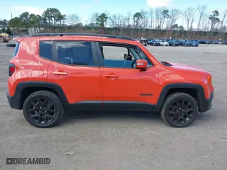 2018 Jeep Renegade Latitude with VIN ZACCJBBB3JPH30968, listed as a IAAI auction lot 41984209 with 106,338 mi miles. Bid and sale history available at carsss.com. Image 13.