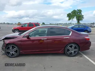 2017 Honda Accord Sport with VIN 1HGCR2F52HA116583, listed as a IAAI auction lot 41905383 with 110,667 mi miles and . Bid and sale history available at carsss.com. Image 15.