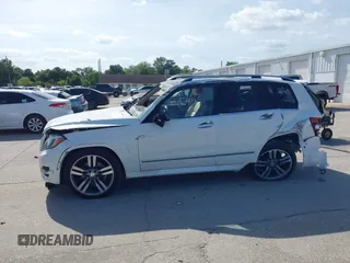 2015 Mercedes-Benz GLK 350 with VIN WDCGG5HB4FG411764, listed as a IAAI auction lot 41954685 with Not Provided miles and . Bid and sale history available at DreamBid. Image 15.