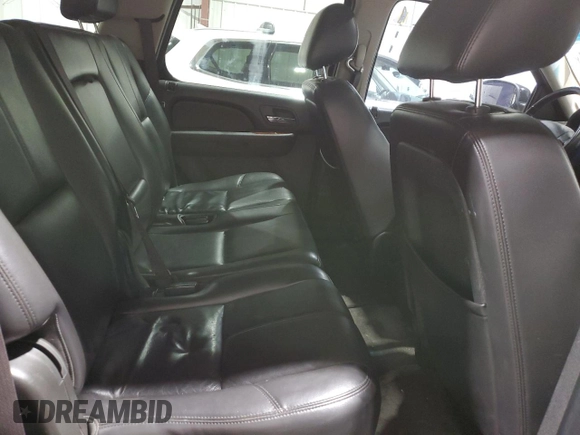 2010 Chevrolet Tahoe LT z VIN 1GNUKBE02AR249128, wystawiony jako Copart lot #79058594 z przebiegiem 121 354 mil mil oraz Szkoda całkowita • Salvage title. Historia ofert i sprzedaży dostępna na DreamBid. Obrazek 11.