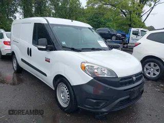 2017 Ram ProMaster City Cargo Tradesman z VIN ZFBERFAB1H6G64126, wystawiony jako IAAI lot #42317568 z przebiegiem 118 917 mil mil oraz . Historia ofert i sprzedaży dostępna na DreamBid. Obrazek 1.
