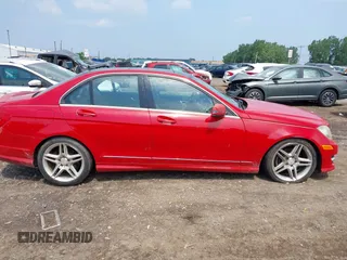 2012 Mercedes-Benz C 300 Sport с VIN WDDGF8BB8CR207493, выставлен на аукционе IAAI как лот 42660200 с пробегом 193 504 миль миль и . История ставок и продаж доступна на DreamBid. Изображение 13.
