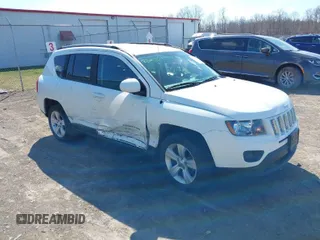 2016 Jeep Compass High Altitude Edition with VIN 1C4NJDEBXGD635864, listed as a IAAI auction lot 41895063 with 95,246 mi miles. Bid and sale history available at carsss.com. Image 1.