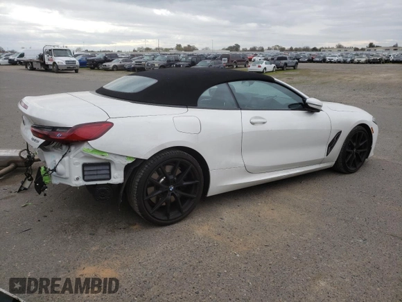 2022 BMW 8 Series 840i z VIN WBADZ2C04NCK03233, wystawiony jako Copart lot #48758235 z przebiegiem 18 113 mil mil oraz Szkoda całkowita • Salvage title. Historia ofert i sprzedaży dostępna na DreamBid. Obrazek 3.