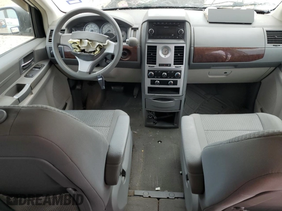 2009 Chrysler Town & Country LX with VIN 2A8HR44E99R639429, listed as a Copart auction lot 72465924 with 152,750 mi miles and Salvage Title. Bid and sale history available at DreamBid. Image 8.