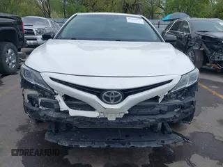 2020 Toyota Camry SE z VIN 4T1G11AKXLU908241, wystawiony jako IAAI lot #42093849 z przebiegiem 132 855 mil mil oraz . Historia ofert i sprzedaży dostępna na DreamBid. Obrazek 13.