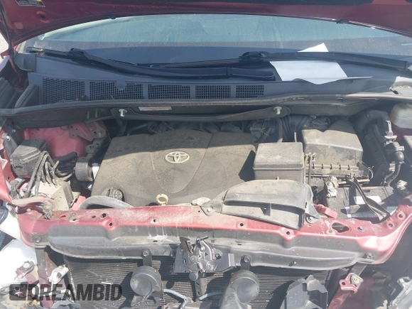 2018 Toyota Sienna LE Auto Access Seat with VIN 5TDKZ3DC2JS927200, listed as a IAAI auction lot 42062365 with 93,358 mi miles and . Bid and sale history available at DreamBid. Image 10.