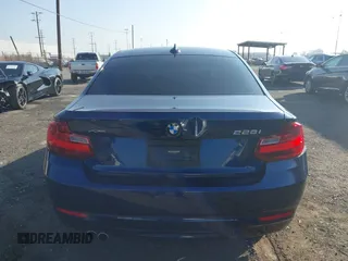 2015 BMW 2 Series 228i xDrive with VIN WBA1F7C5XFV367287, listed as a IAAI auction lot 40802463 with 113,427 mi miles and . Bid and sale history available at carsss.com. Image 16.