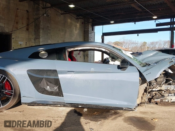 2023 Audi R8 performance quattro with VIN WUACEAFXXP7900496, listed as a IAAI auction lot 40968560 with Not Provided miles and . Bid and sale history available at DreamBid. Image 12.