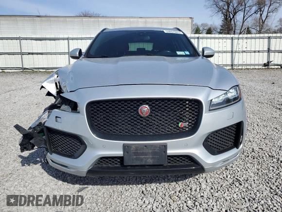 2018 Jaguar F-Pace S z VIN SADCM2FV9JA295115, wystawiony jako Copart lot #53657865 z przebiegiem 165 940 mil mil oraz Szkody całkowita. Historia ofert i sprzedaży dostępna na DreamBid. Obrazek 5.