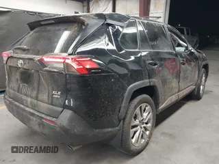 2024 Toyota RAV4 XLE Premium with VIN 2T3A1RFV3RC405031, listed as a IAAI auction lot 41977587 with 9,272 mi miles and . Bid and sale history available at DreamBid. Image 4.