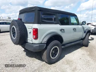 2024 Ford Bronco Big Bend с VIN 1FMDE7BH4RLA68548, выставлен на аукционе IAAI как лот 42540646 с пробегом 7 945 миль миль и . История ставок и продаж доступна на DreamBid. Изображение 4.